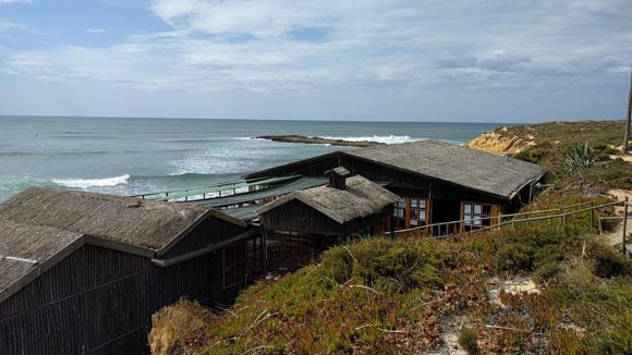 Restaurant am Strand von Villa Nova de Milfontes
